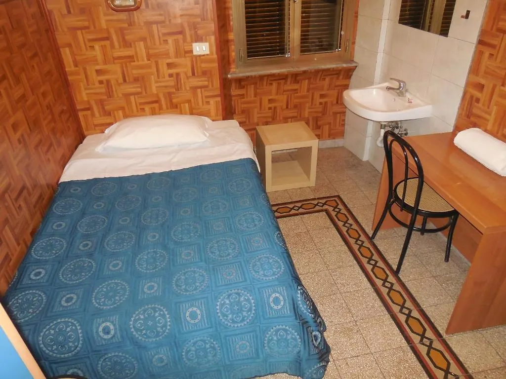 Cressy Hotel Rome